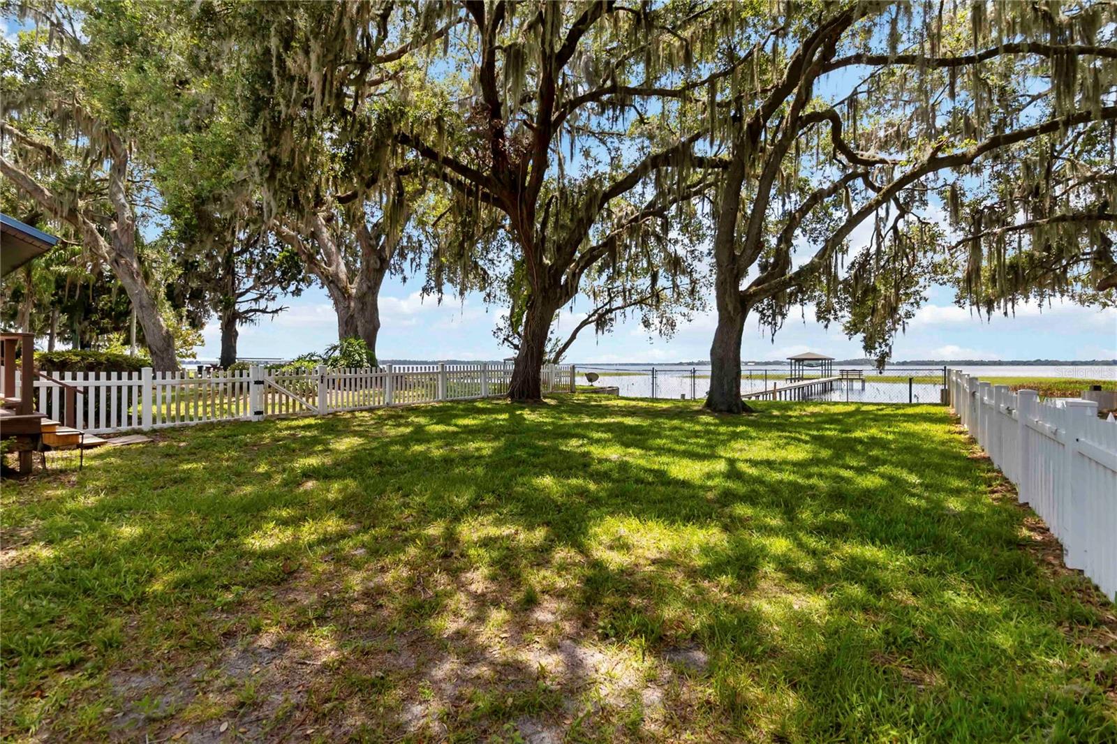 Image 42 of 59 For 2740 Barker Road