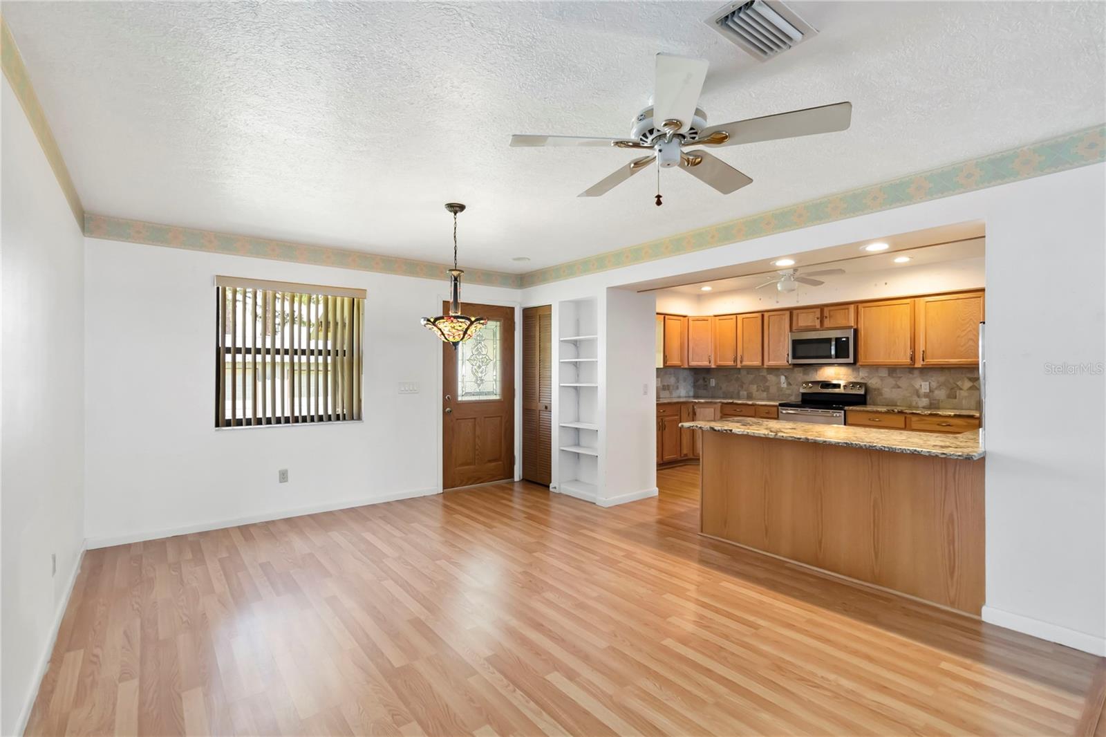 Image 9 of 59 For 2740 Barker Road