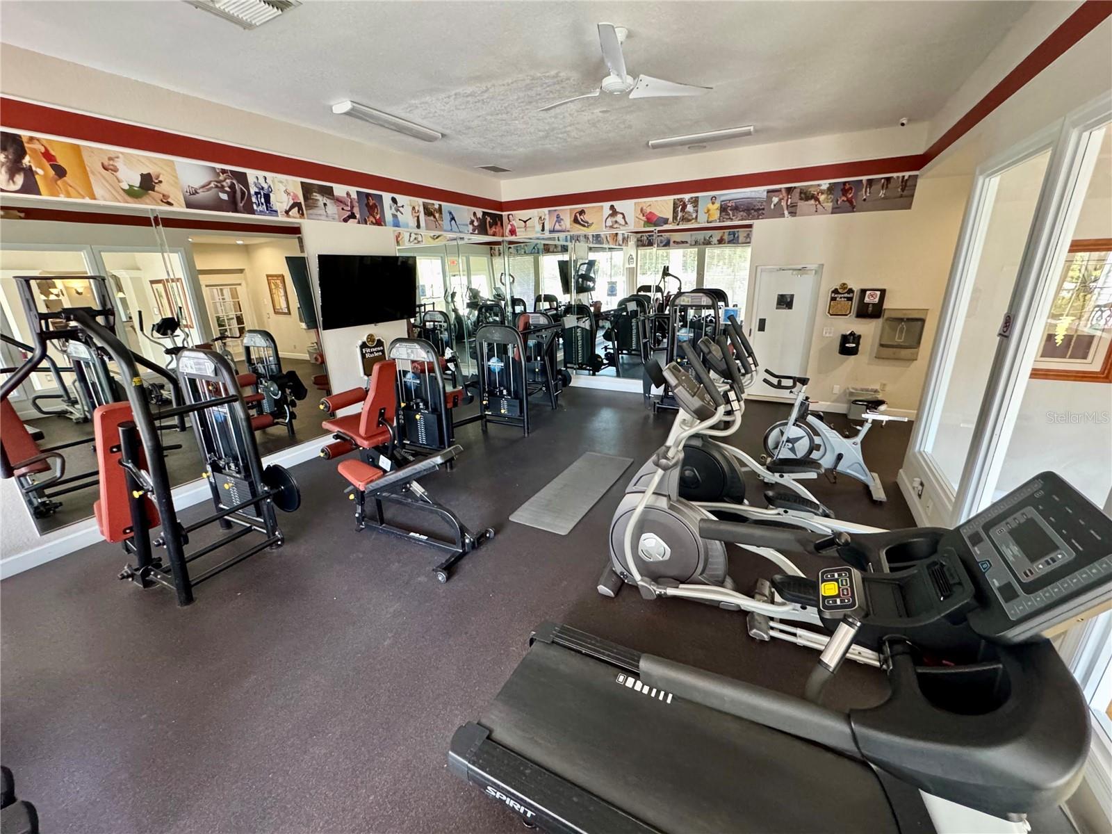 Image 20 of 30 For 11574 Westwood Boulevard 1113