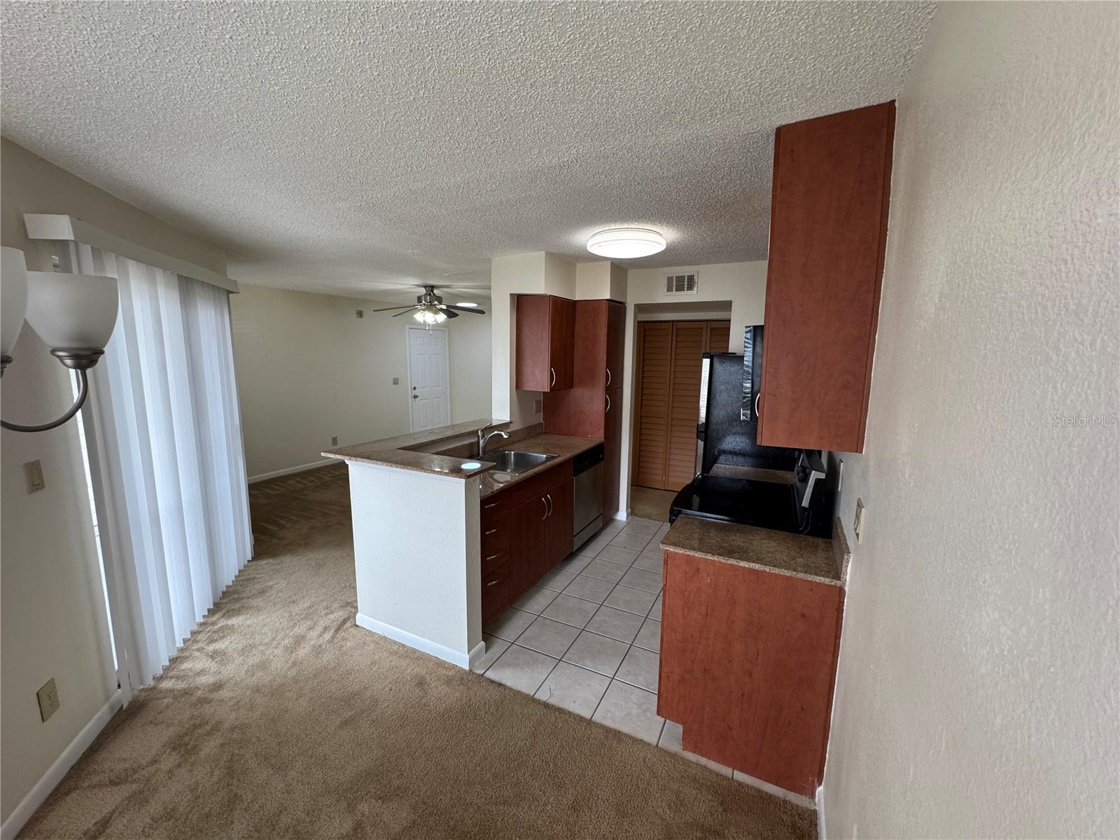 Image 8 of 30 For 11574 Westwood Boulevard 1113