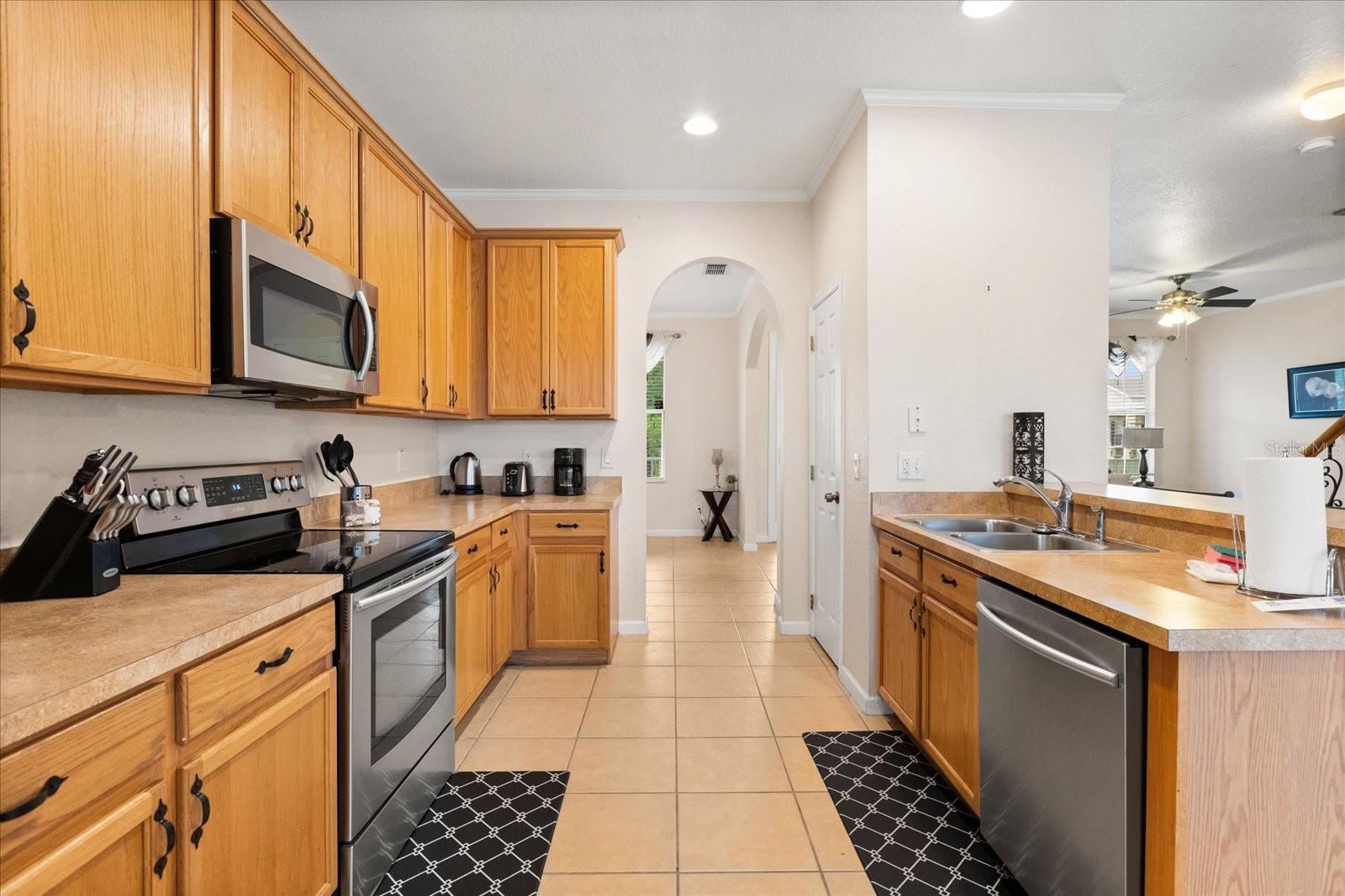 Image 10 of 39 For 2616 Marg Lane