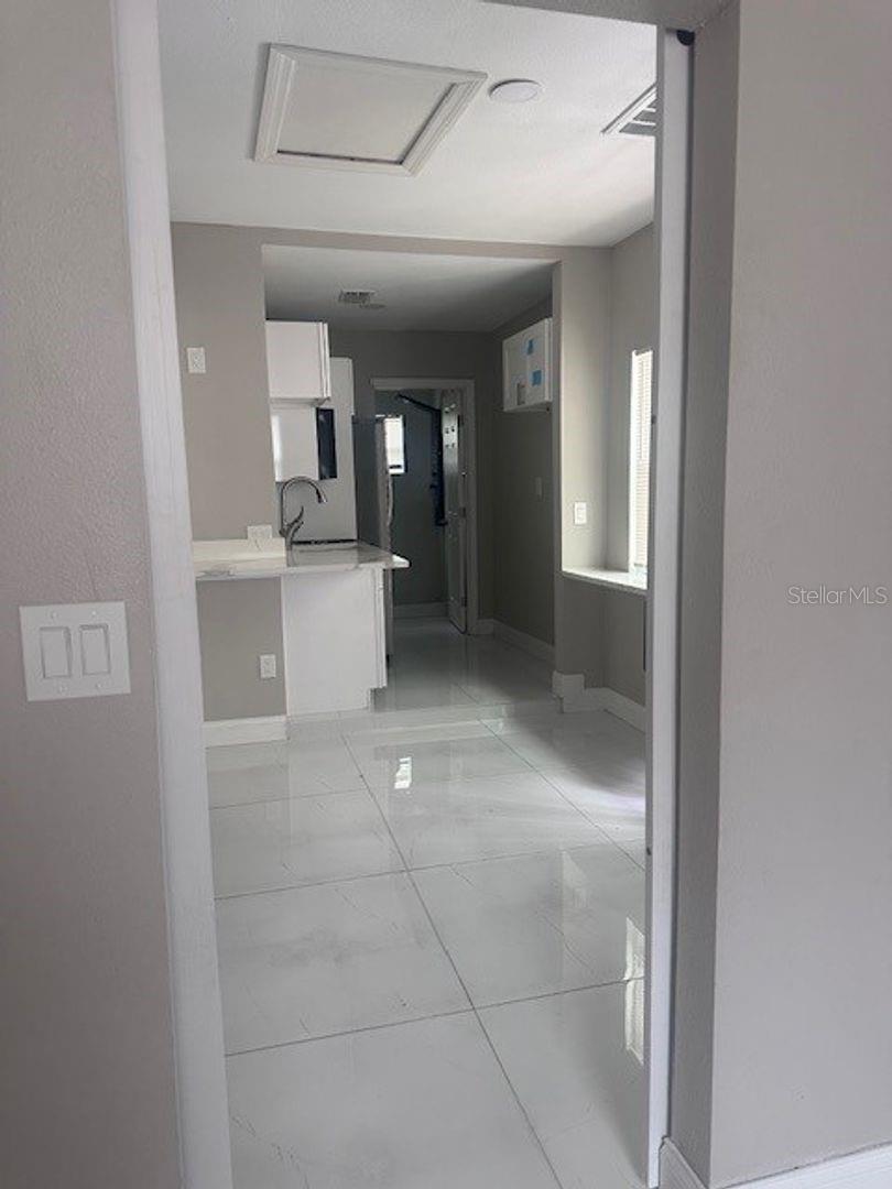 Image 13 of 19 For 2726 Miami Terrace B