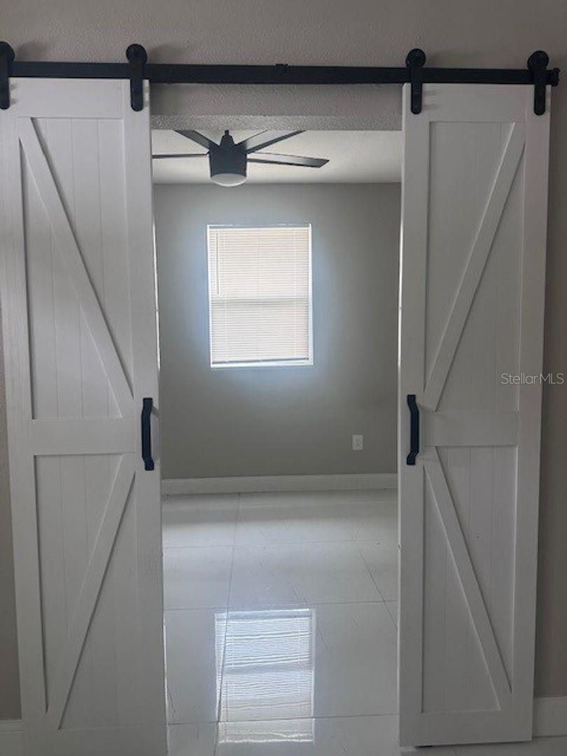 Image 15 of 19 For 2726 Miami Terrace B