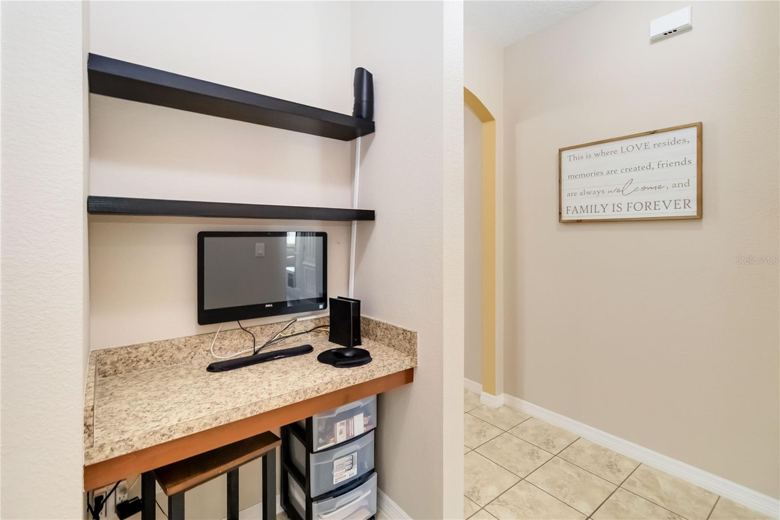 Image 13 of 39 For 4720 Doral Pointe Drive