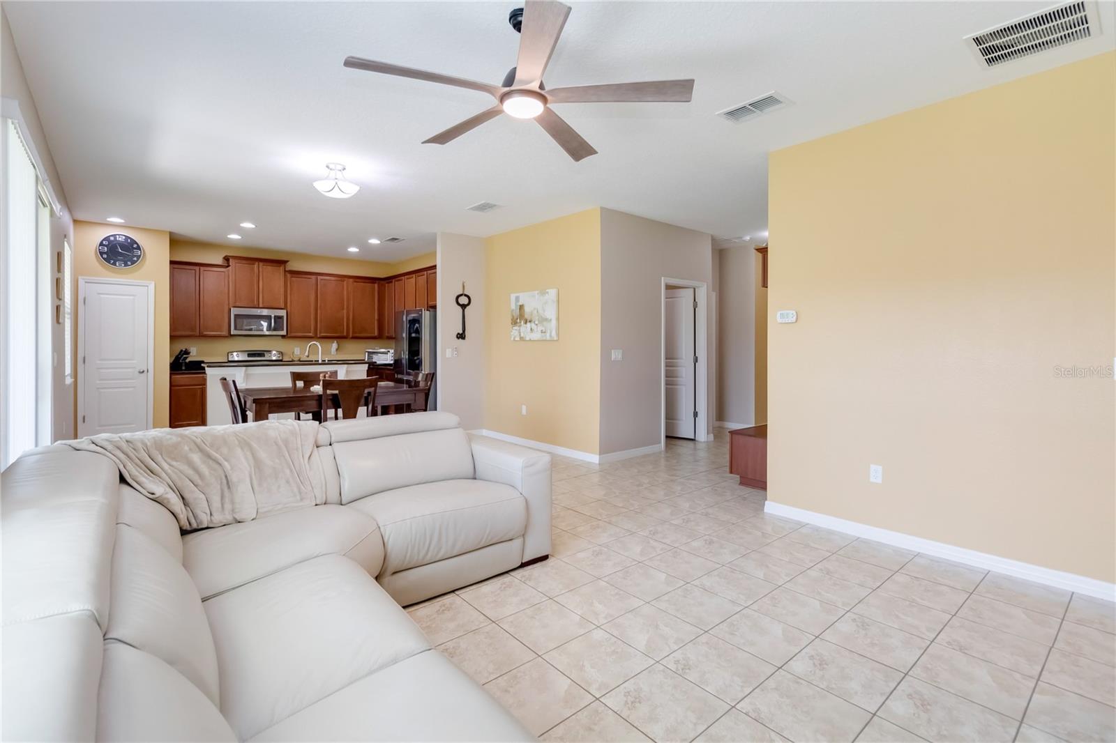 Image 25 of 39 For 4720 Doral Pointe Drive