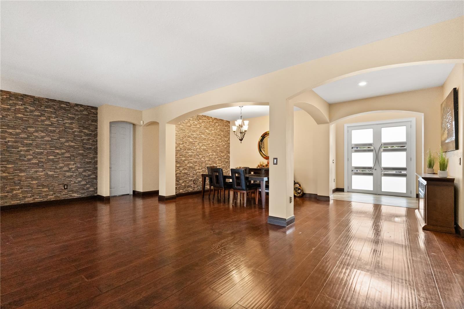 Image 2 of 45 For 3759 Eagle Isle Circle