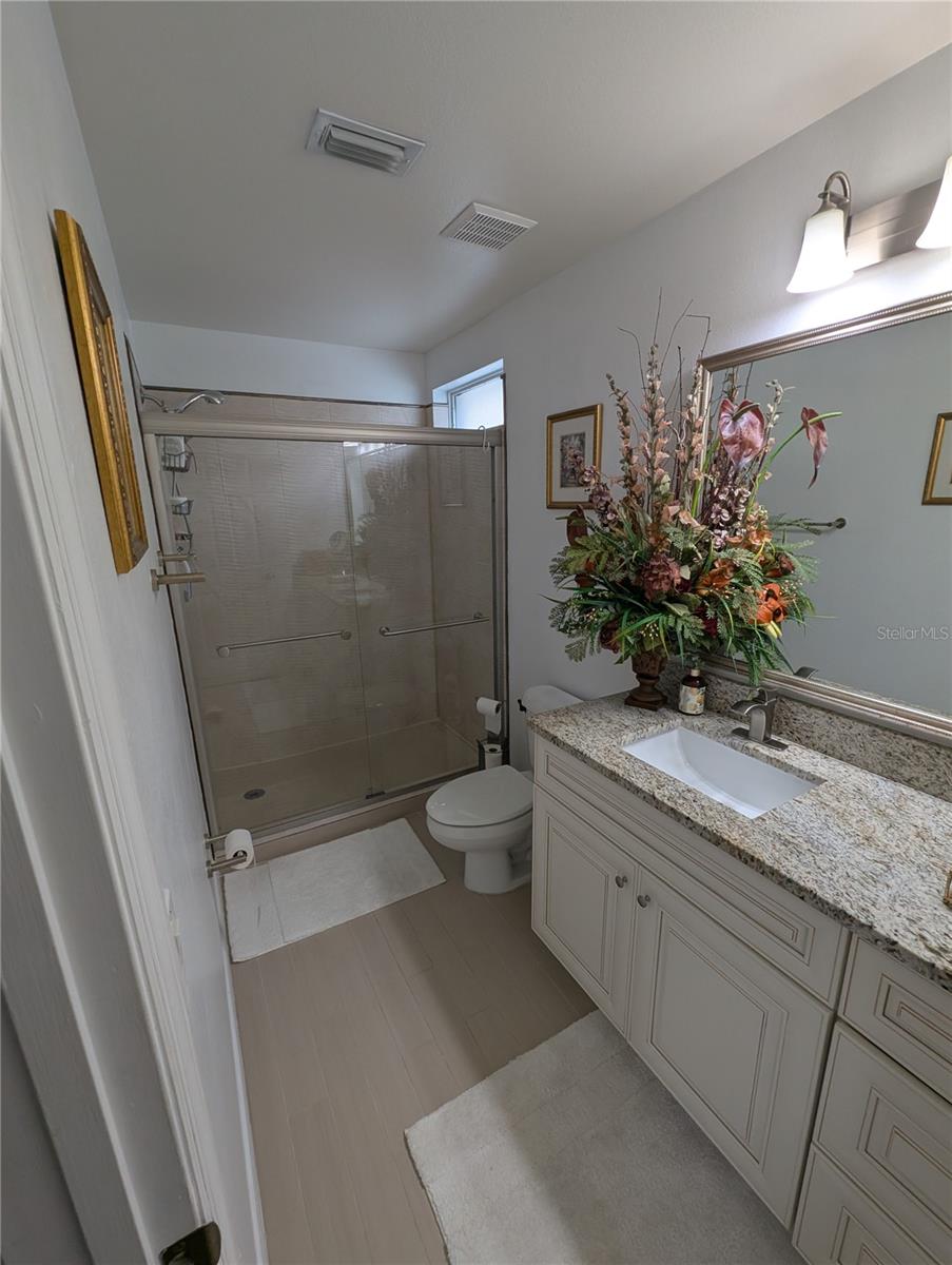 Image 11 of 41 For 5921 Lake Champlain Drive