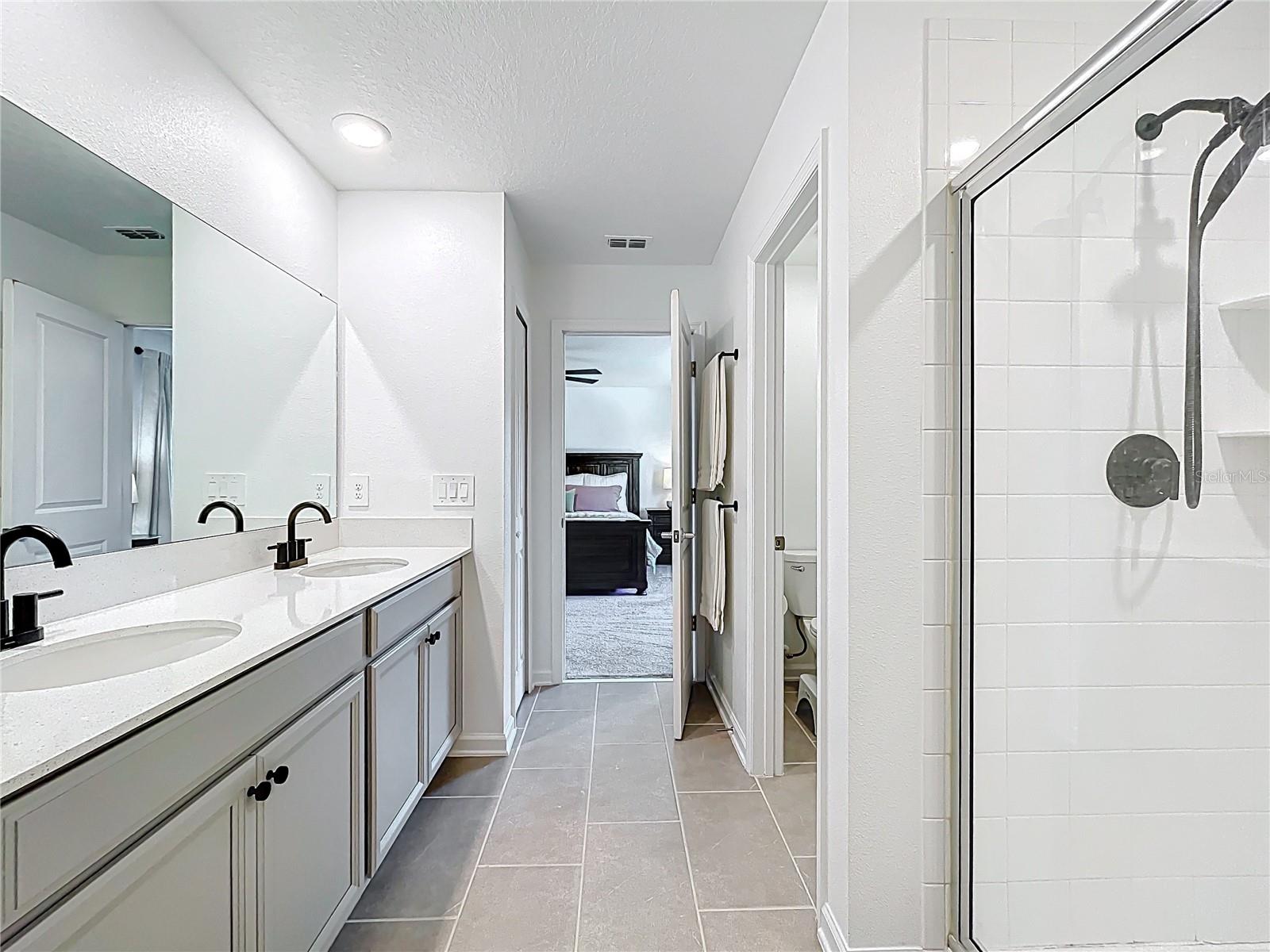 Image 22 of 31 For 5712 Bristleleaf Court