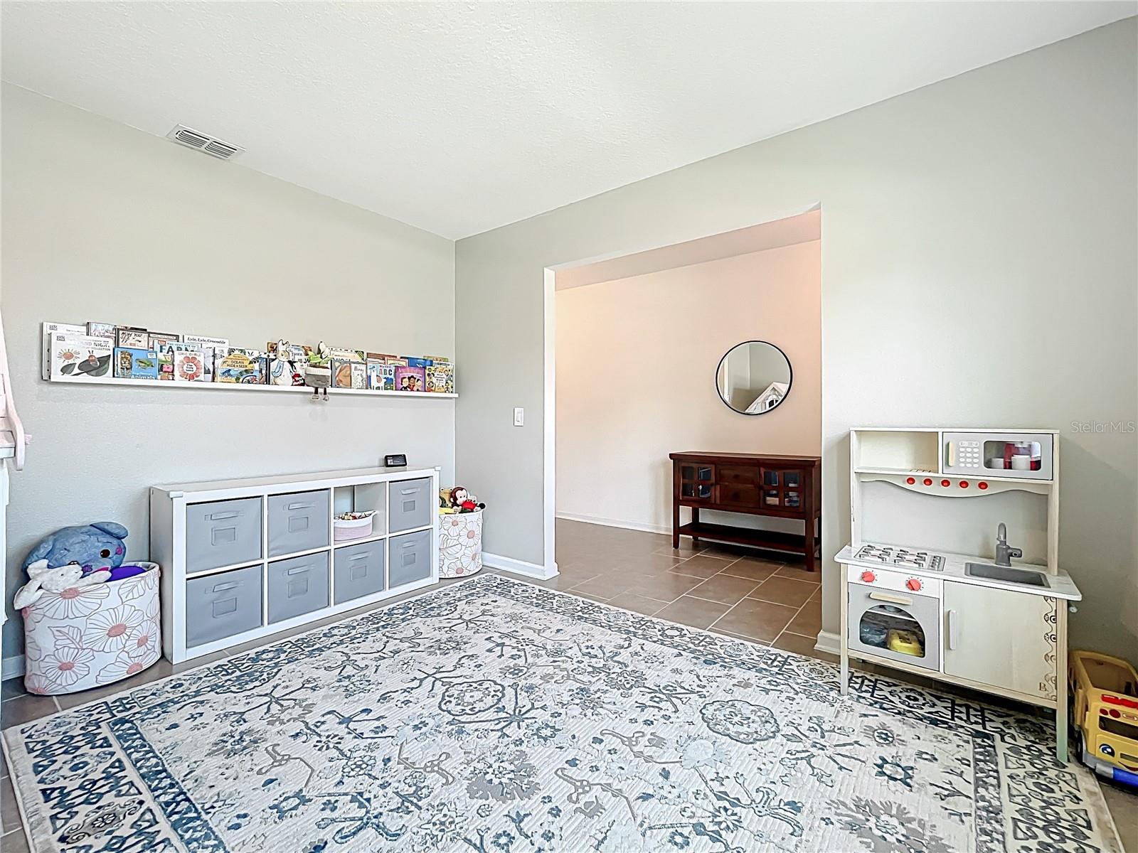 Image 4 of 31 For 5712 Bristleleaf Court