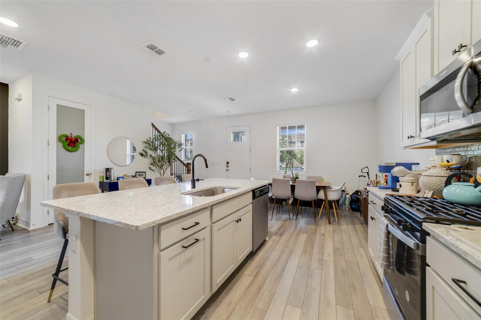Image 10 of 34 For 2224 Celebration Boulevard