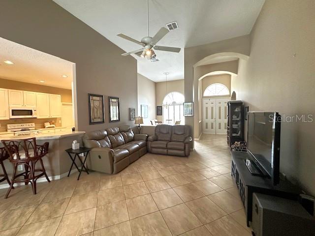 Image 6 of 19 For 401 Chinahill Court