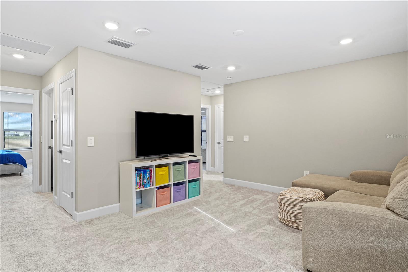 Image 18 of 35 For 6288 Winding Pine Drive