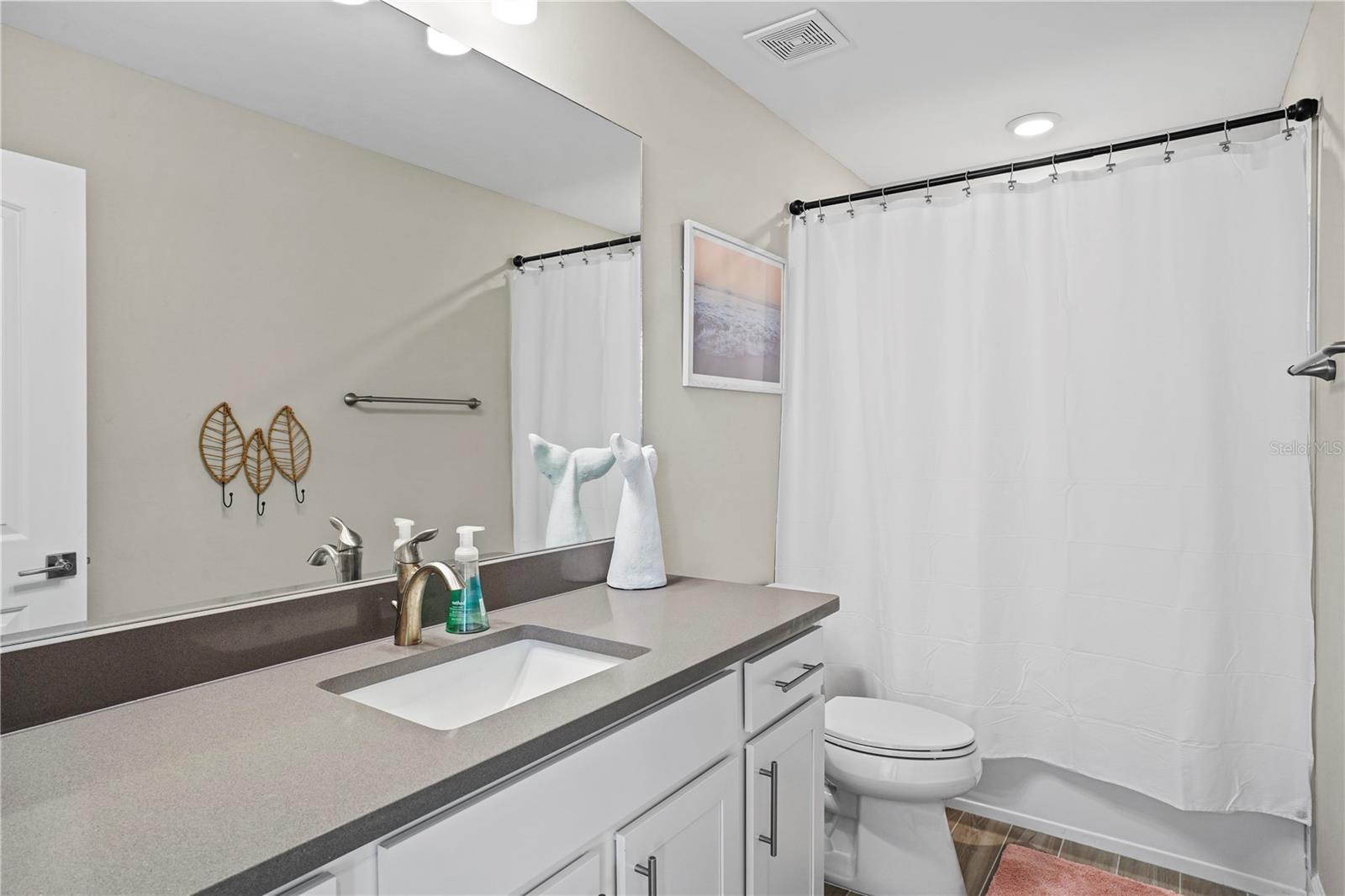 Image 20 of 35 For 6288 Winding Pine Drive