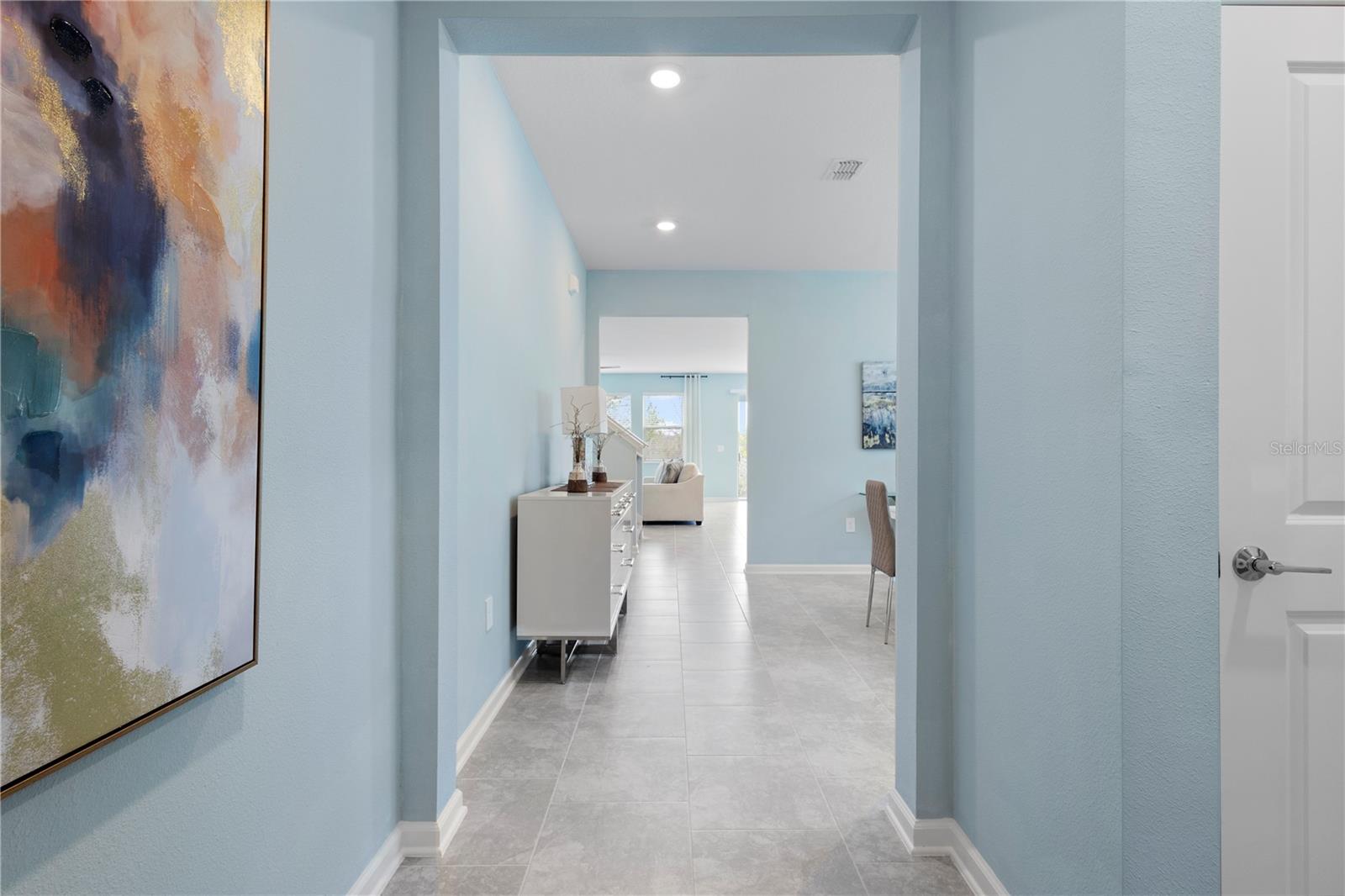 Listing photo id 9 for 139 Aces High Lane