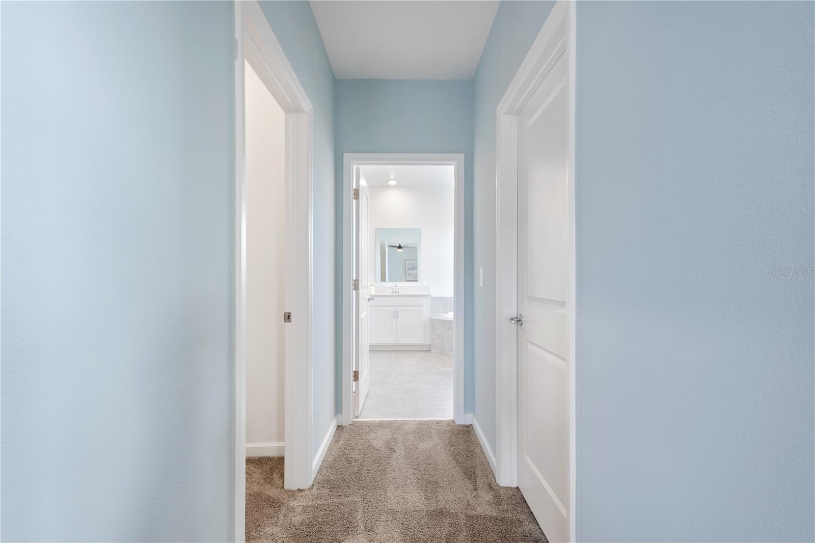 Listing photo id 12 for 139 Aces High Lane