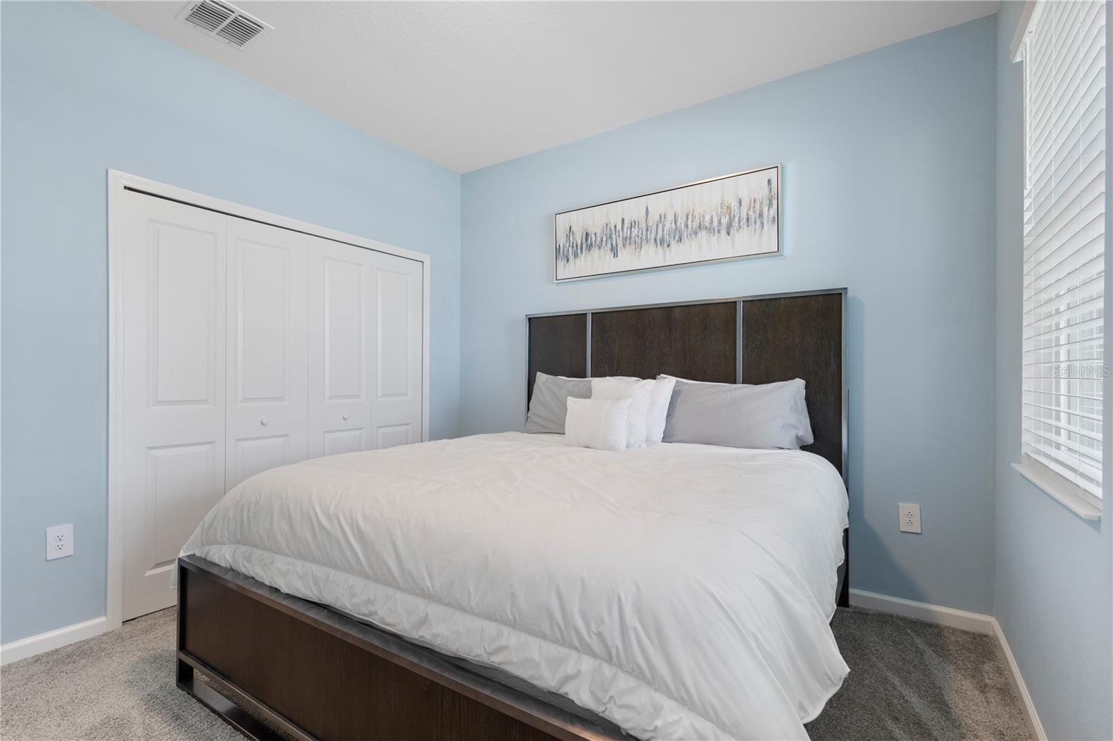 Listing photo id 19 for 139 Aces High Lane