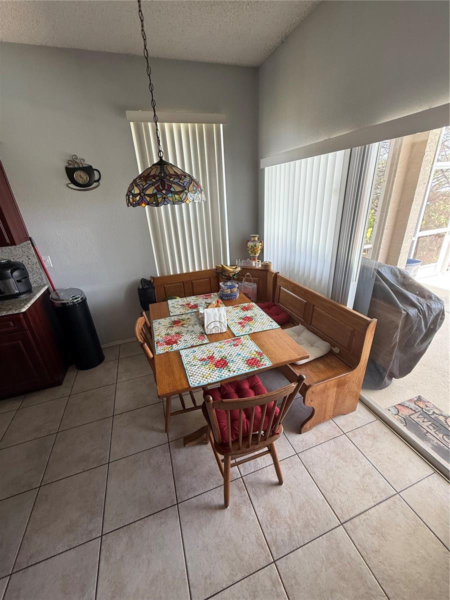 Image 8 of 17 For 939 Jaybee Avenue