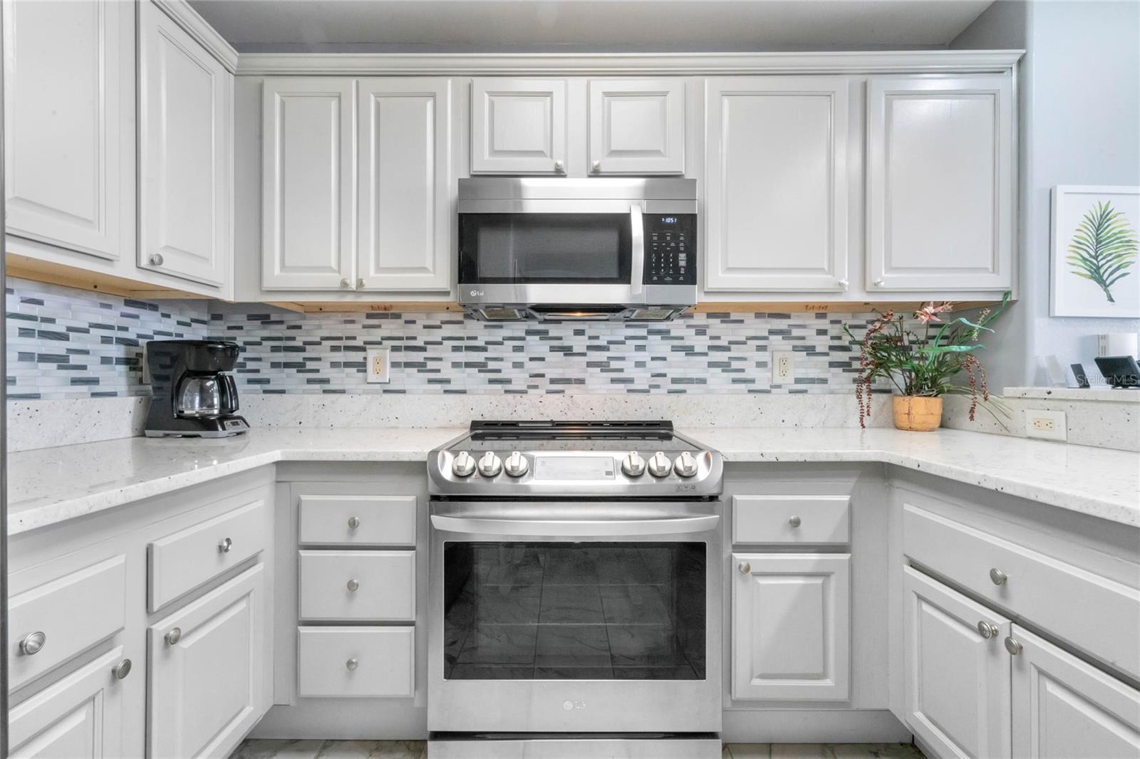 Image 12 of 72 For 13415 Blue Heron Beach Drive 401