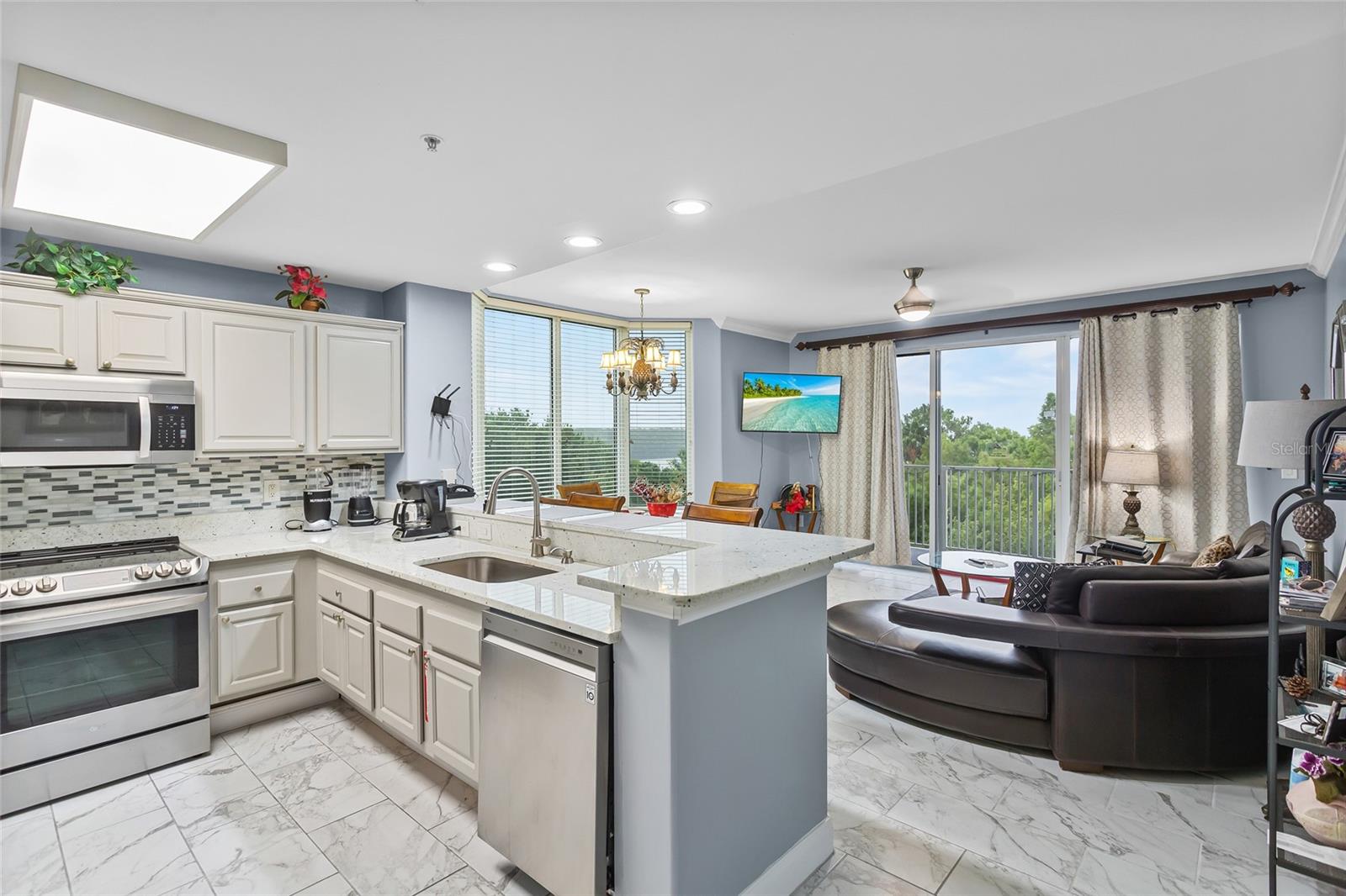 Image 45 of 72 For 13415 Blue Heron Beach Drive 401