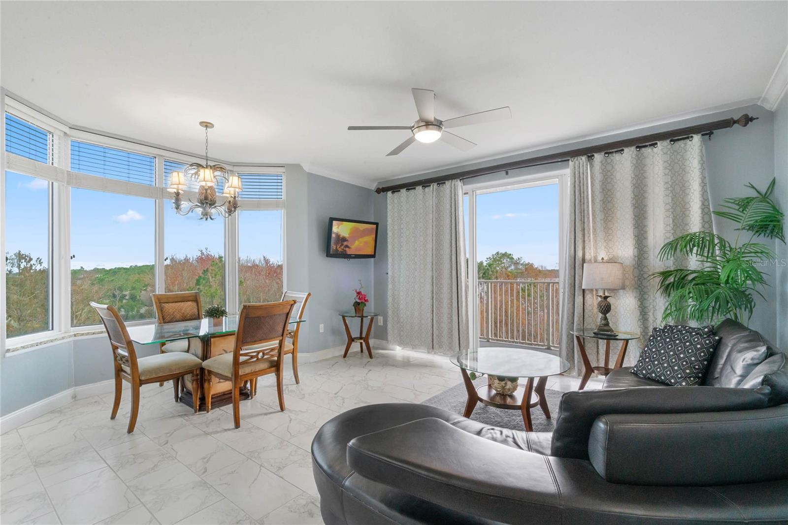 Image 5 of 72 For 13415 Blue Heron Beach Drive 401