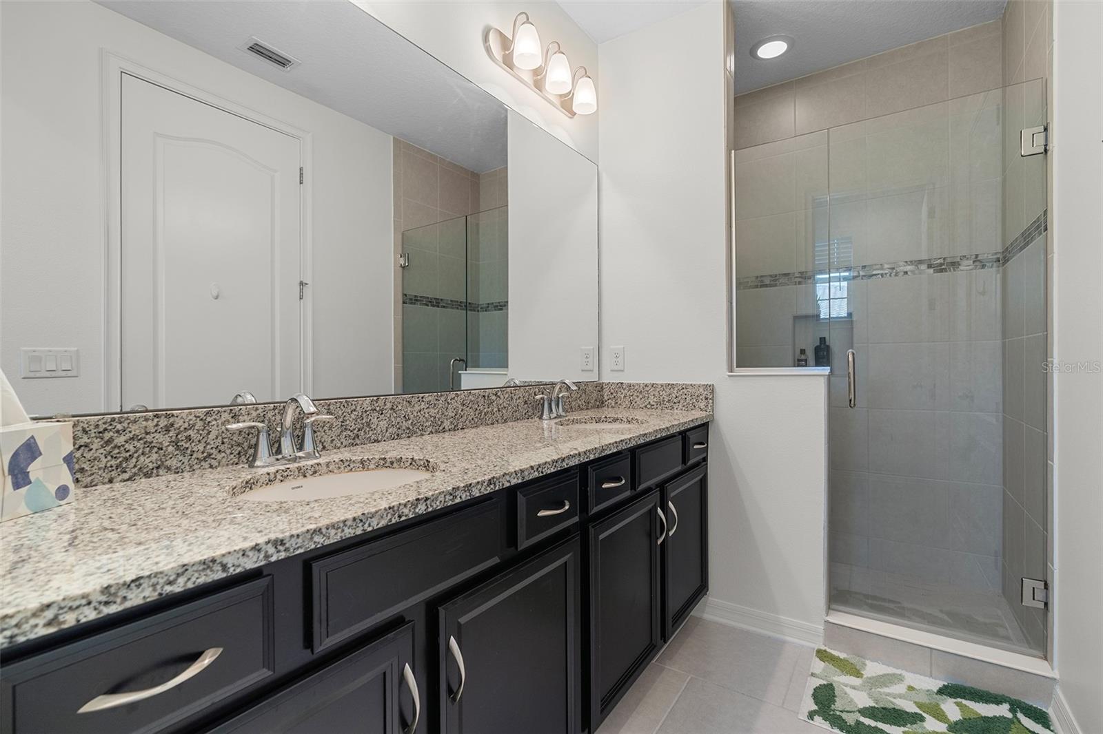 Image 16 of 51 For 14344 Swanley Street