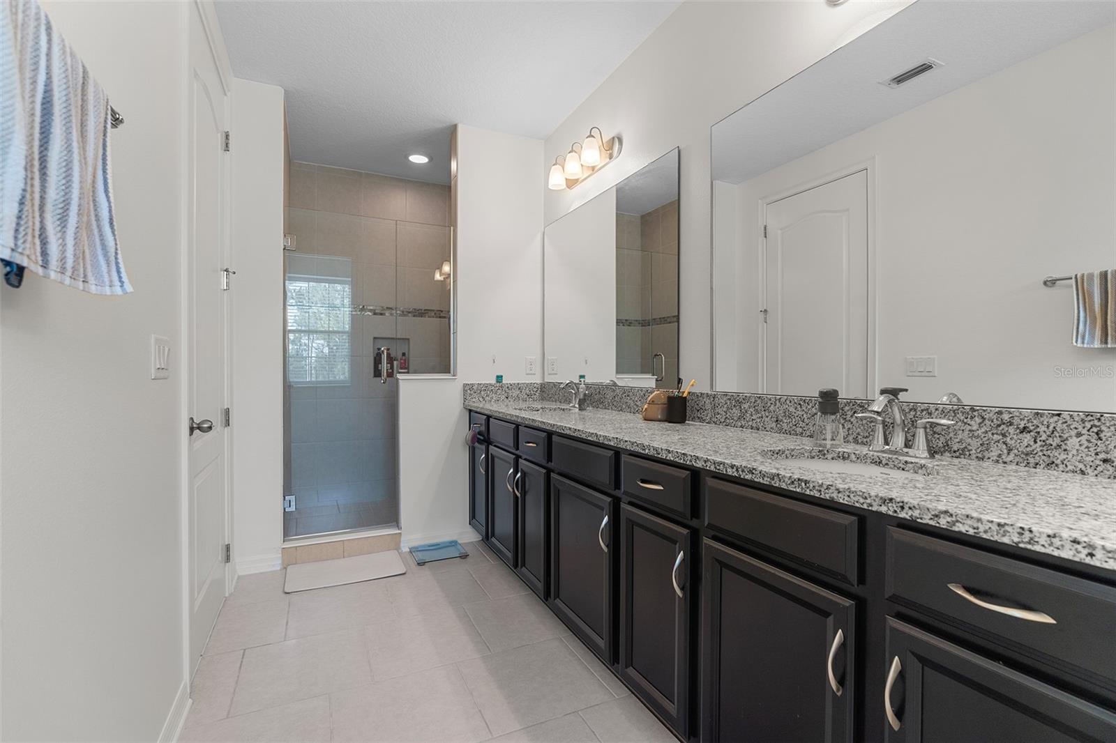 Image 20 of 51 For 14344 Swanley Street