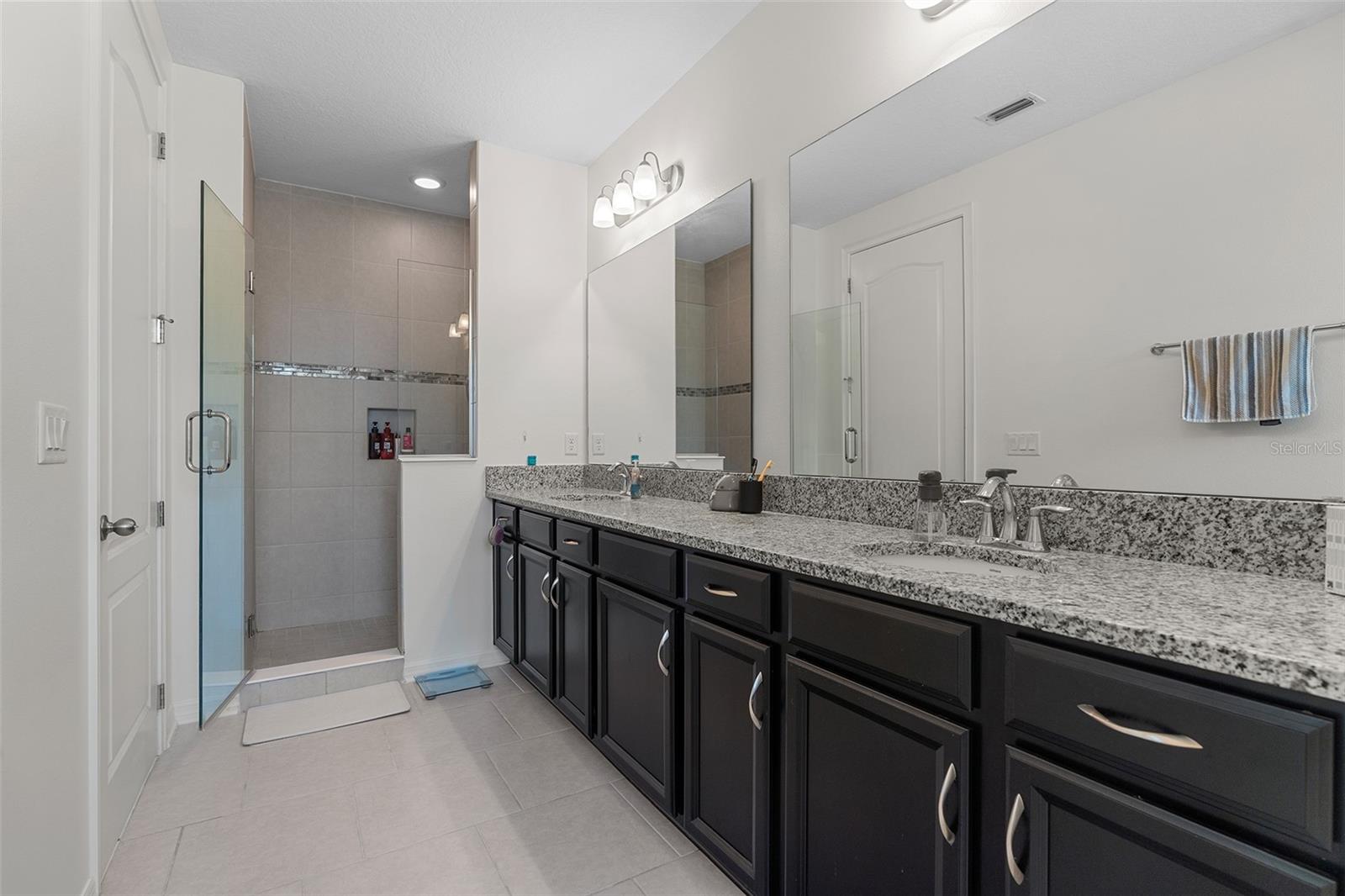 Image 21 of 51 For 14344 Swanley Street