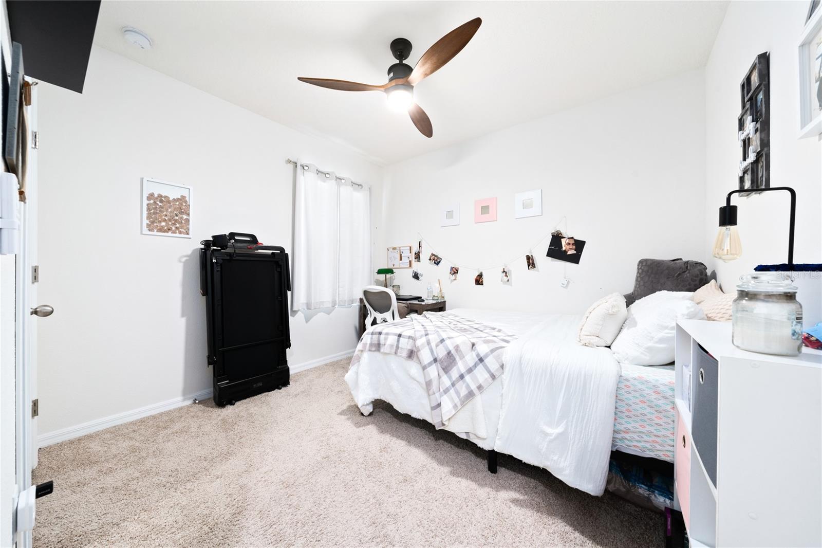 Image 6 of 36 For 1015 Andean Lane