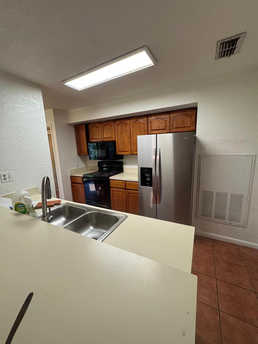 Image 7 of 17 For 4731 Chevy Place 143a2