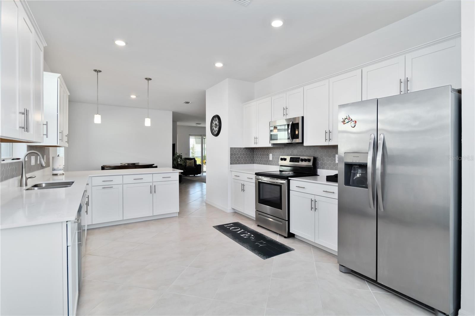 Image 12 of 52 For 11330 Burgundy Drive