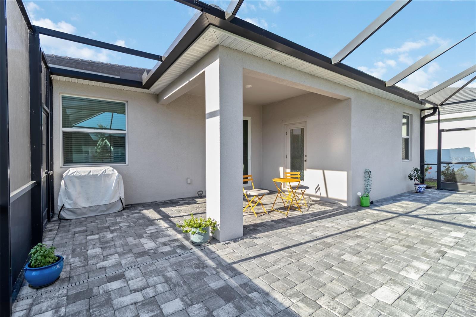 Image 40 of 52 For 11330 Burgundy Drive