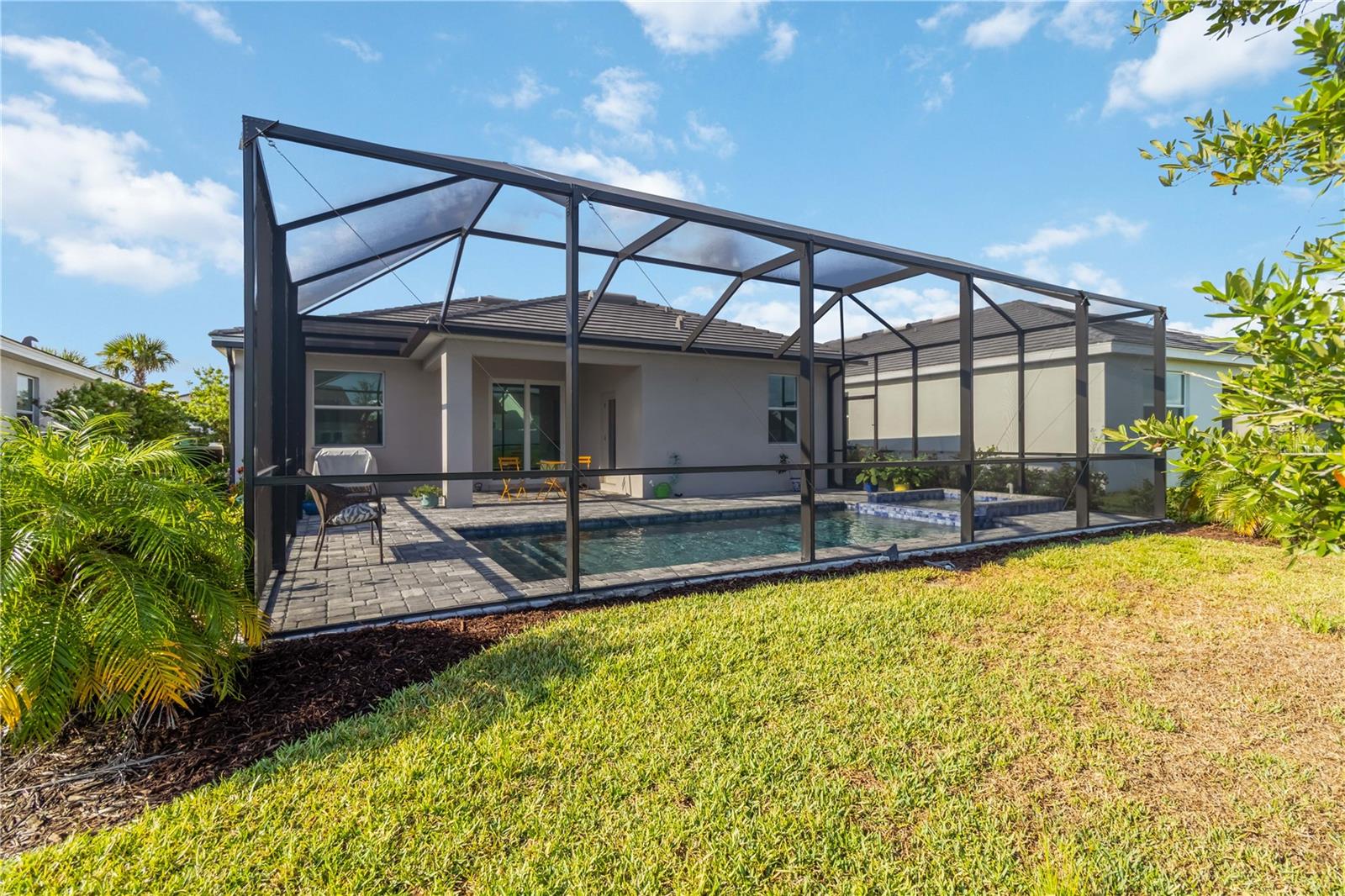 Image 43 of 52 For 11330 Burgundy Drive