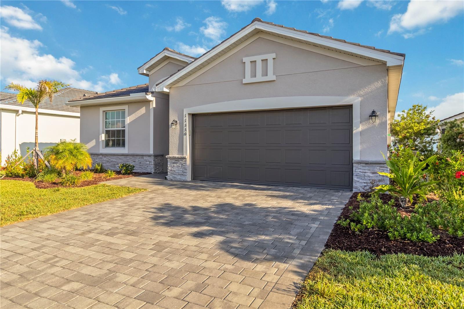 Image 5 of 52 For 11330 Burgundy Drive