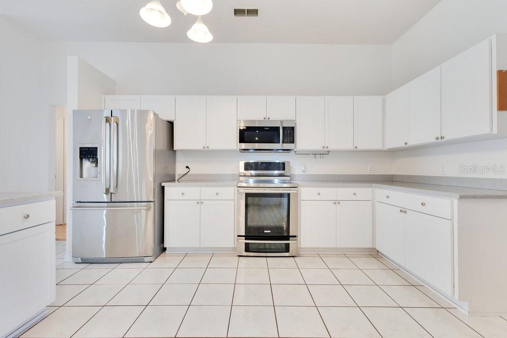 Image 16 of 72 For 6555 Bay Tree Court