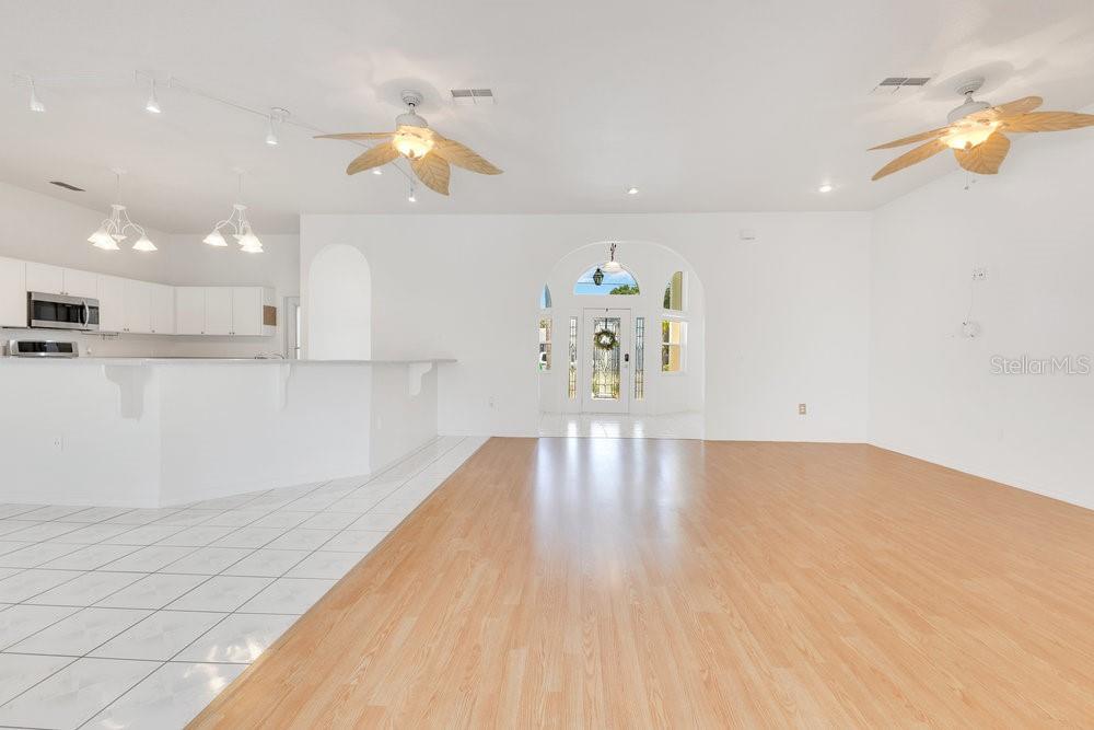 Image 31 of 72 For 6555 Bay Tree Court