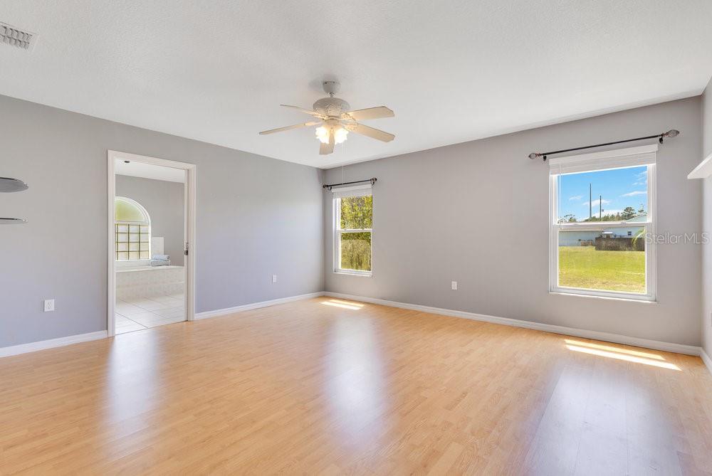 Image 36 of 72 For 6555 Bay Tree Court