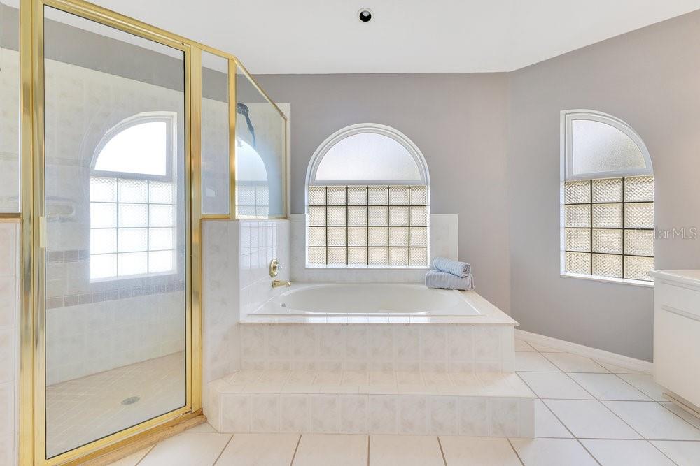 Image 41 of 72 For 6555 Bay Tree Court