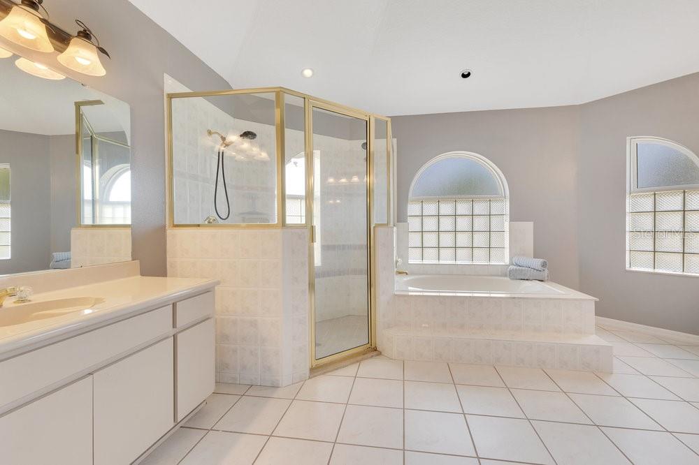 Image 43 of 72 For 6555 Bay Tree Court