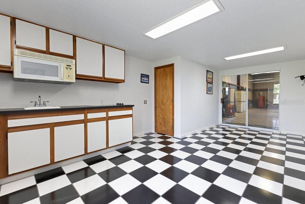 Image 56 of 72 For 6555 Bay Tree Court