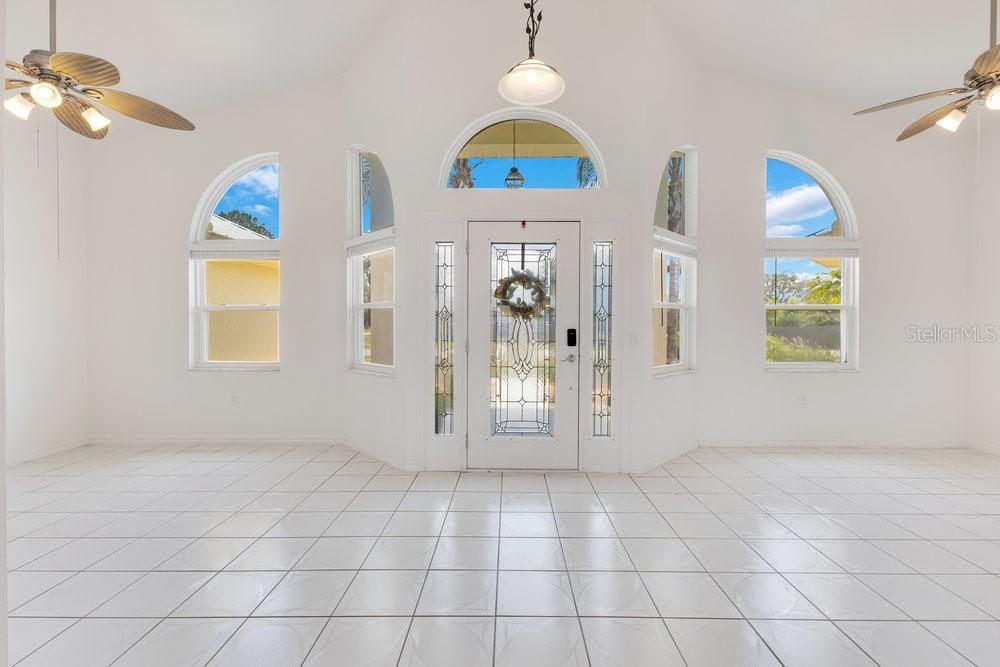 Image 9 of 72 For 6555 Bay Tree Court