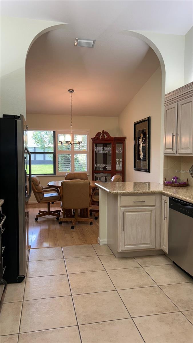 Image 13 of 38 For 1717 Orangewood Lane