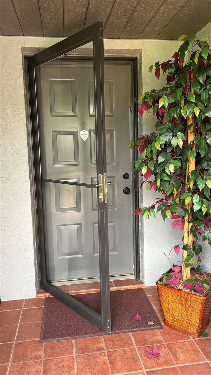 Image 5 of 38 For 1717 Orangewood Lane