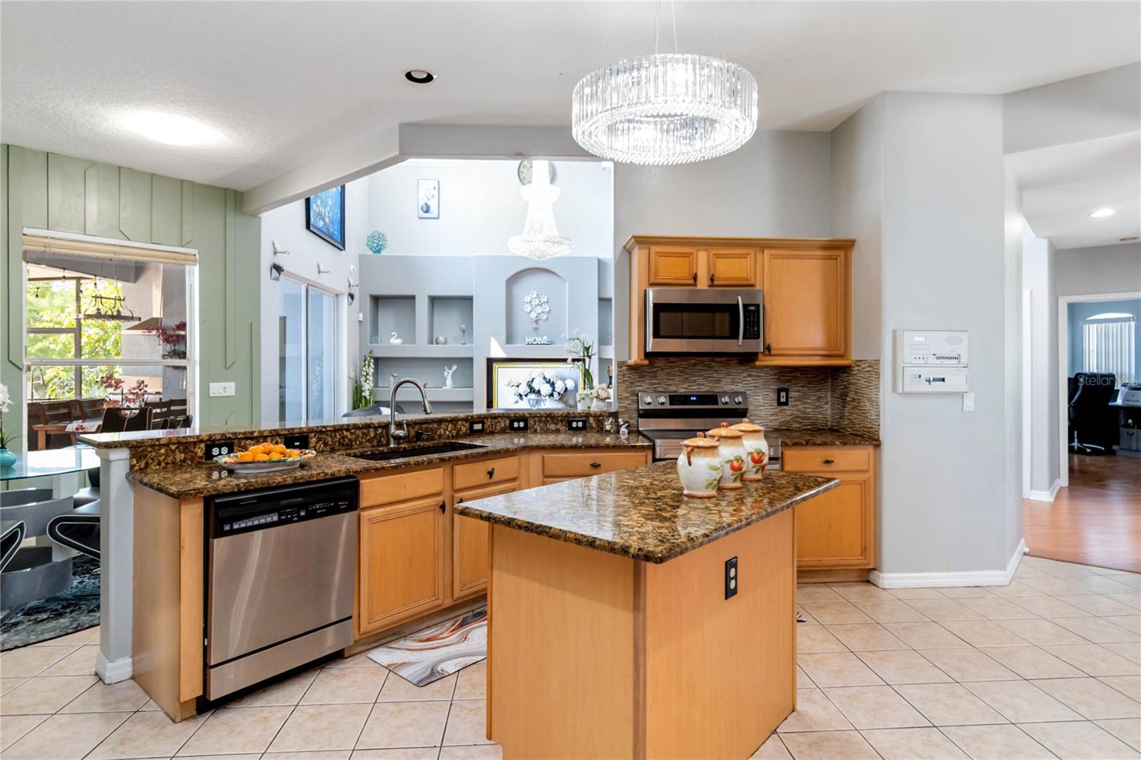 Image 12 of 68 For 12134 Shadowbrook Lane