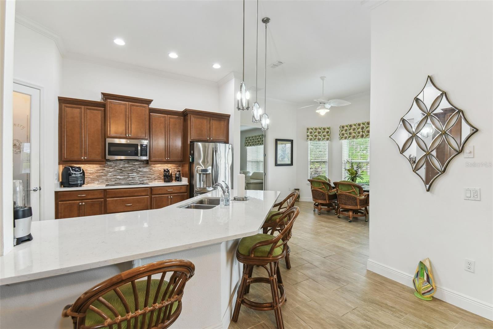 Image 12 of 68 For 561 Tapatio Lane