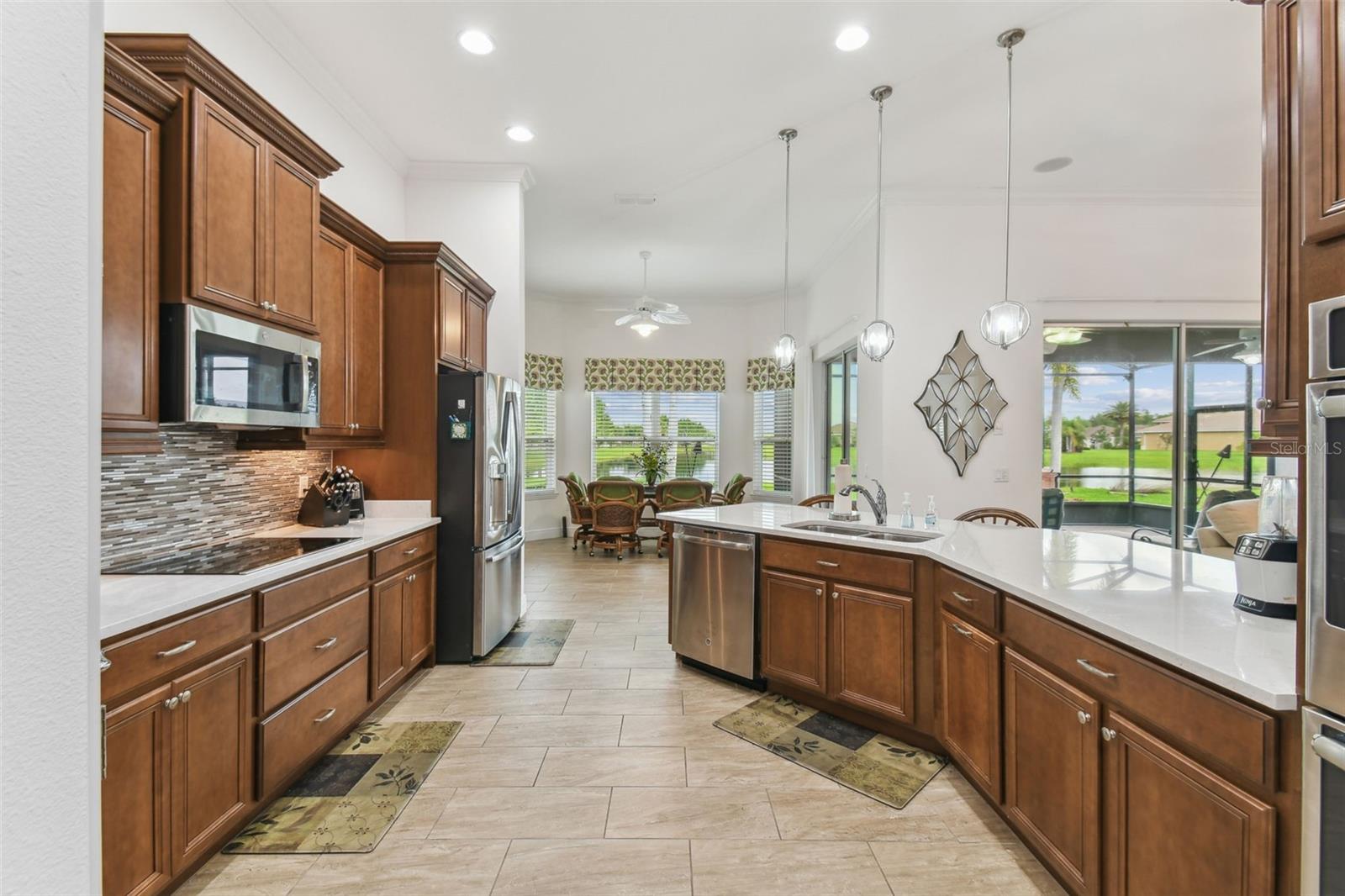 Image 15 of 68 For 561 Tapatio Lane