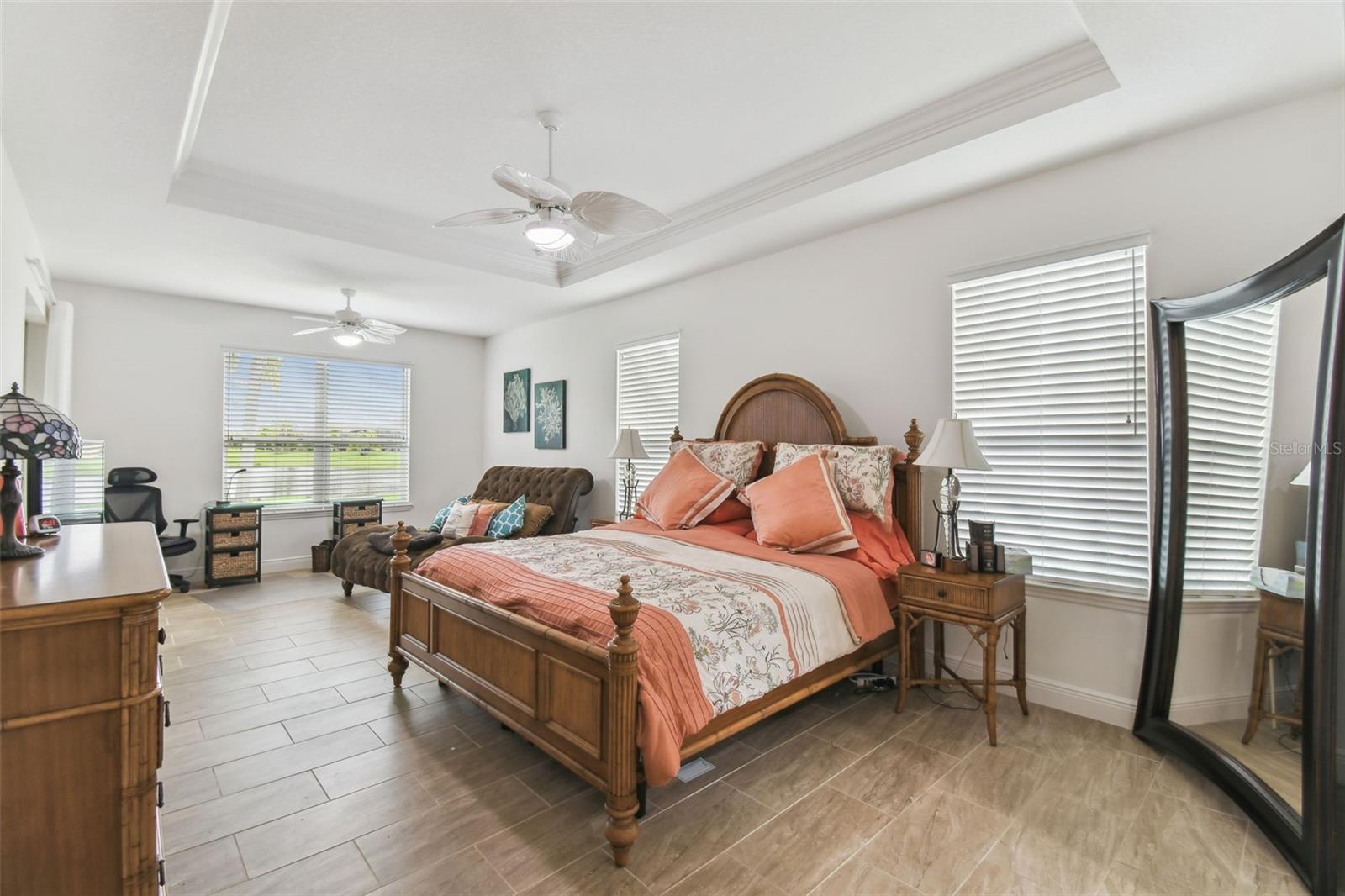 Image 21 of 68 For 561 Tapatio Lane