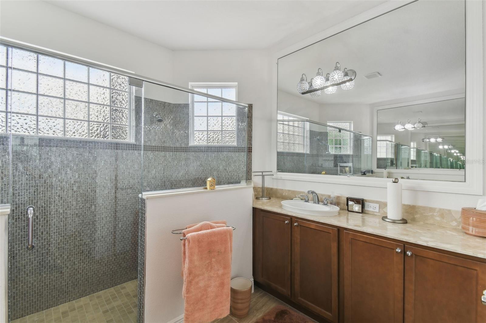 Image 29 of 68 For 561 Tapatio Lane
