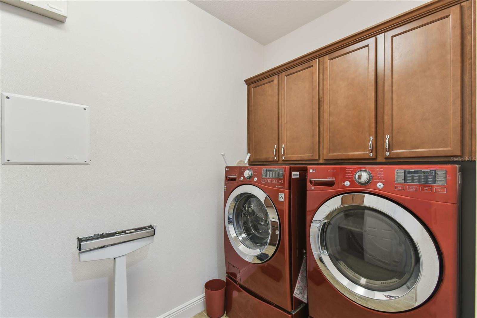 Image 39 of 68 For 561 Tapatio Lane