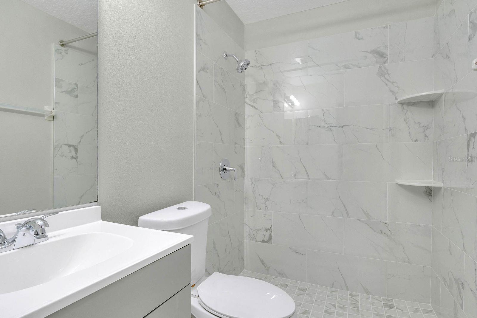 Listing photo id 14 for 1150 Orne Court