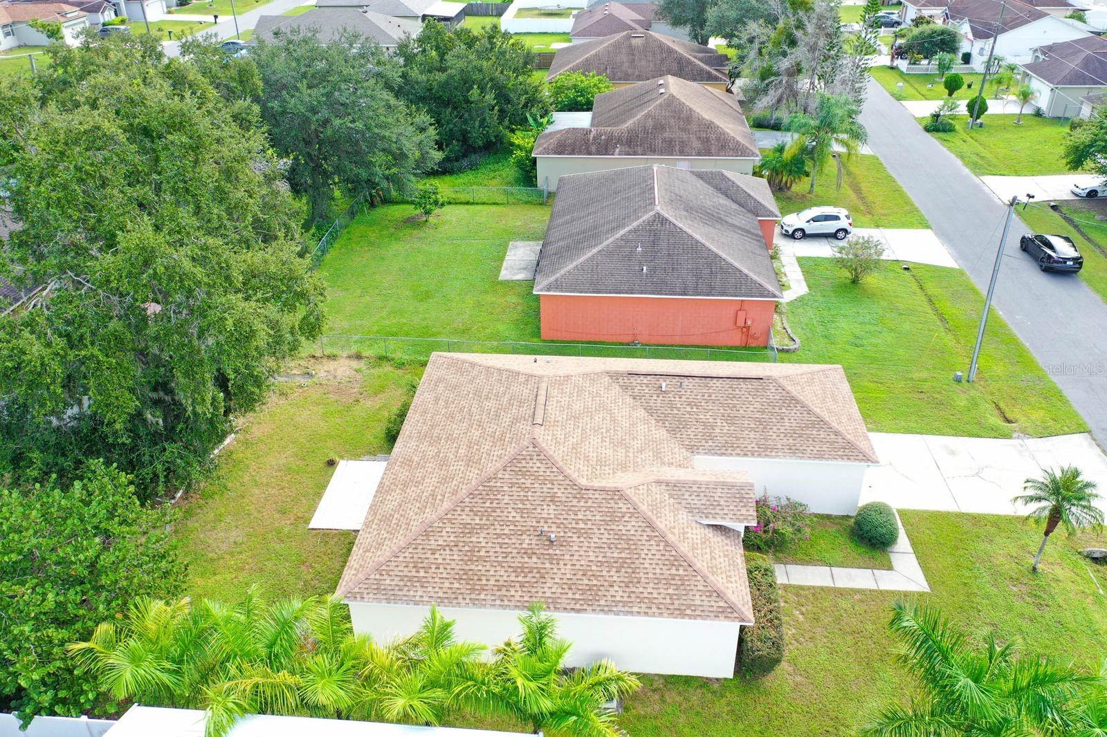 Listing photo id 21 for 1150 Orne Court